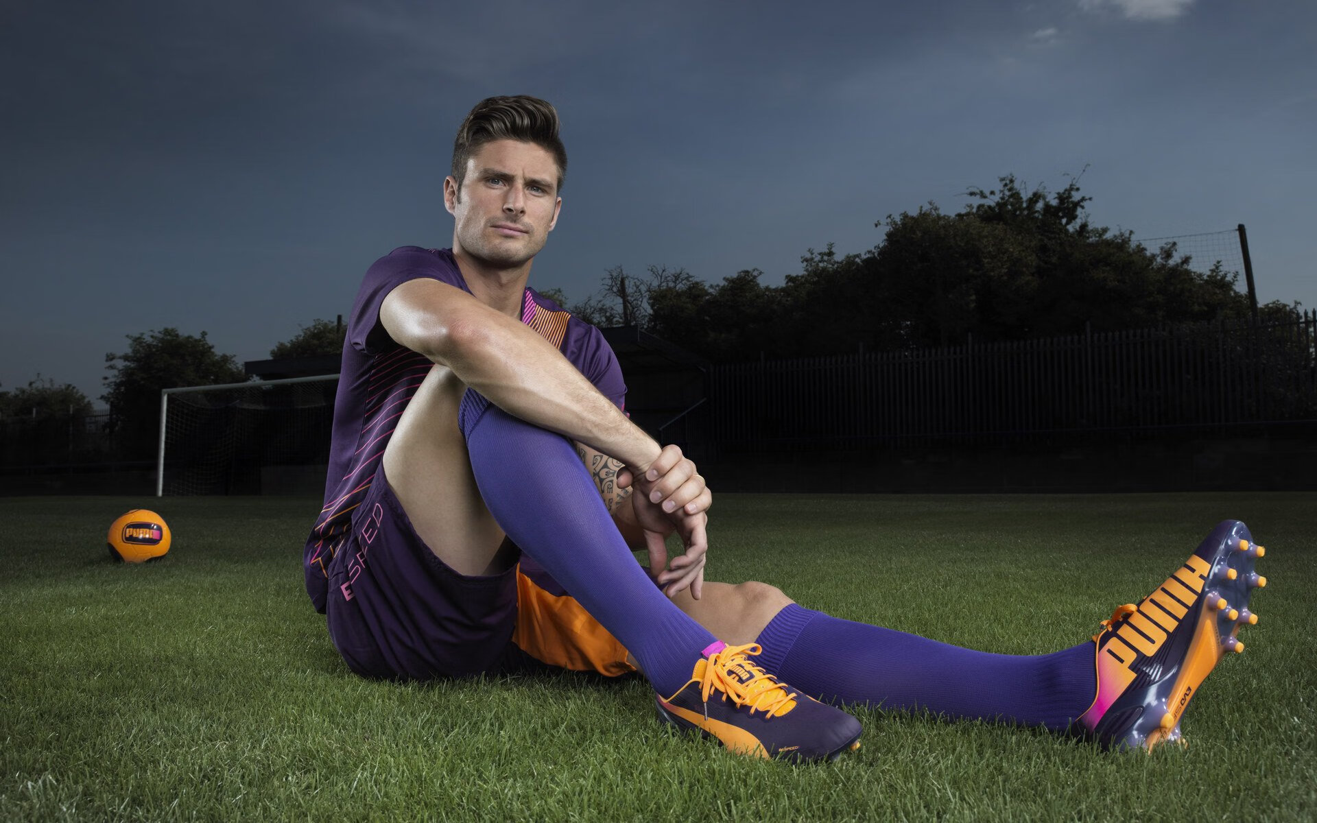 开云-《FIFA》电竞世界杯与《实况足球》世界赛的足球电竞对比,实况足球和fifa足球世界有什么区别